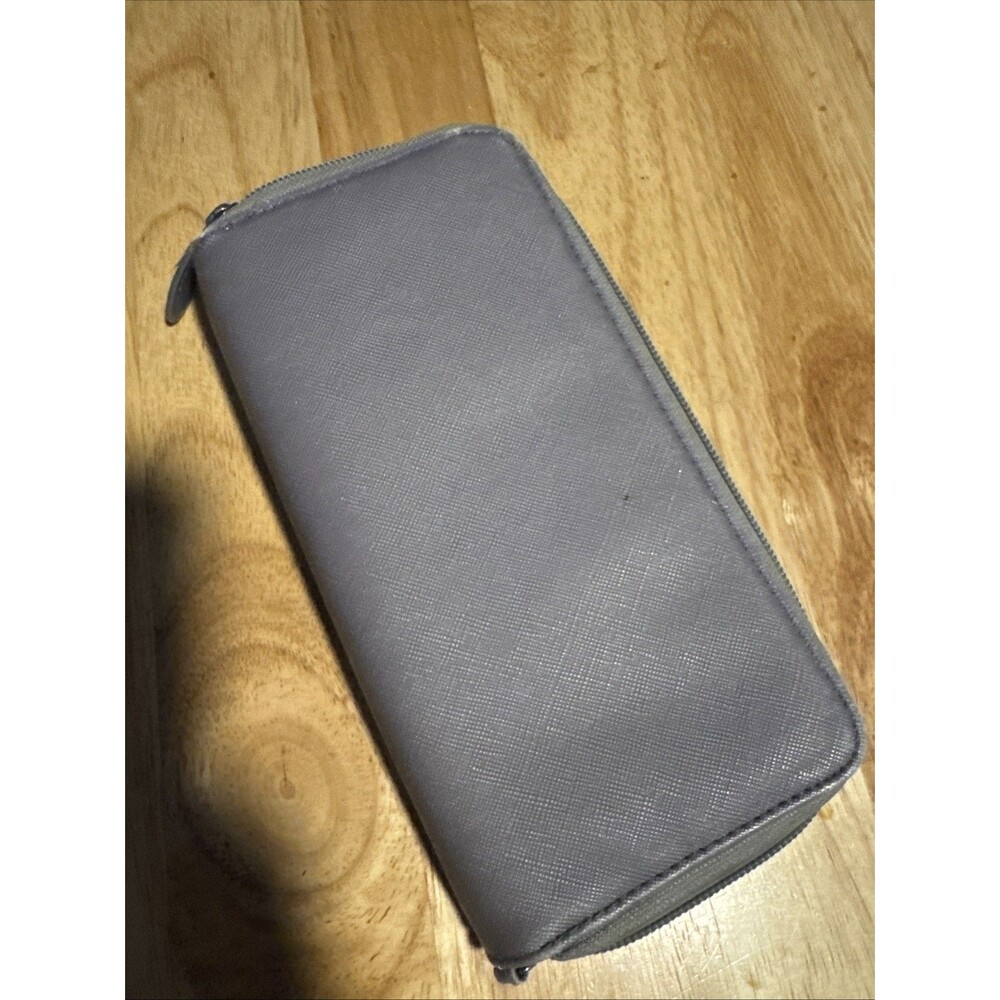 Tahari Wallet RFID PROTECTION Double Zipper Wristlet Strap Gray Non Leather - Picture 3 of 6